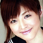 綾瀬はるな（86 cm）