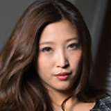 百多えみり（83 cm）