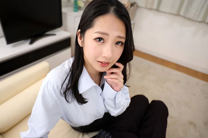 AV女優 鈴木さとみさんのプロフィール&出演作品